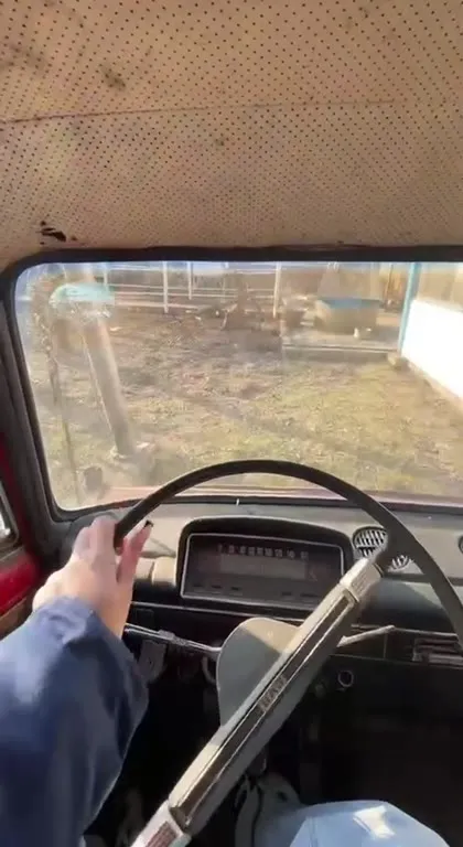 Глушу свою машину и любуюсь