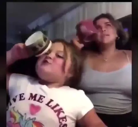 Child Gets Splash-Bombed