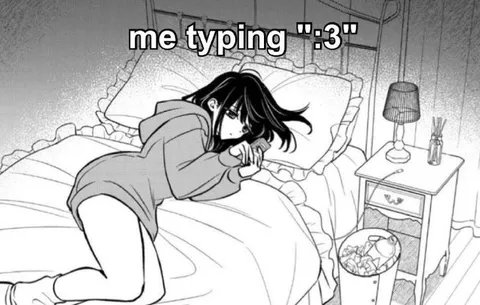 Me Typing :3 in Bed