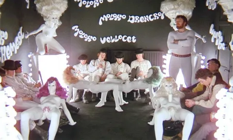 Moloko Vellocet Milk Bar