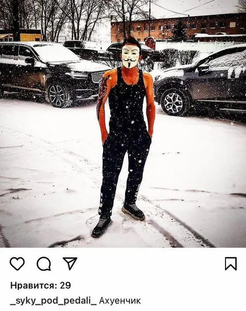 Ахуенчик в снегу