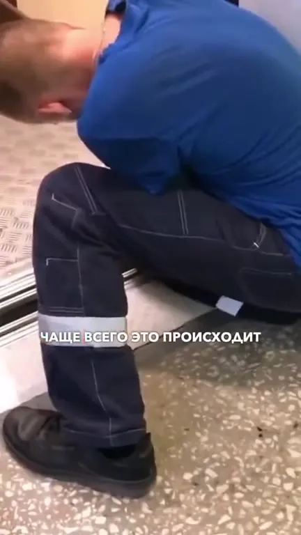 Почему падают лифты в России