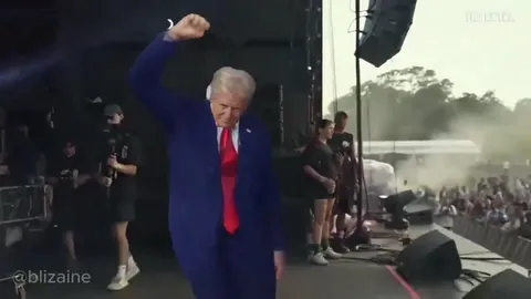 Трамп танцует под рэп