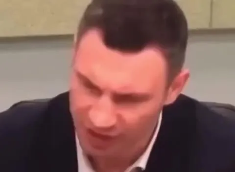Александр, как вас зовут?
