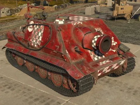 Красный танк в пустыне