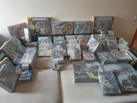 Огромная коллекция BIONICLE