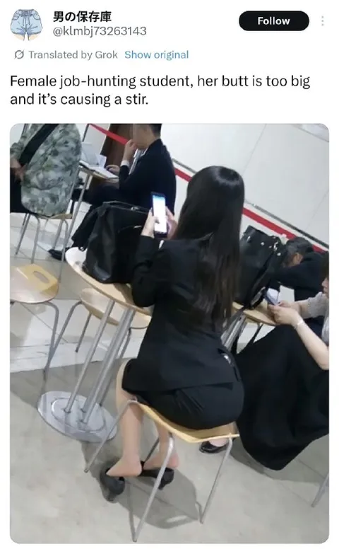 Job-Hunting Student Causes a Stir