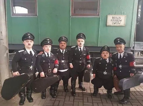 Все шесть админов канала