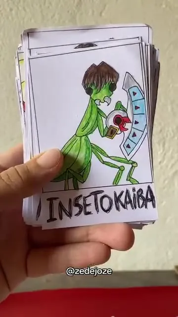 Перелистывание безумных персонажей