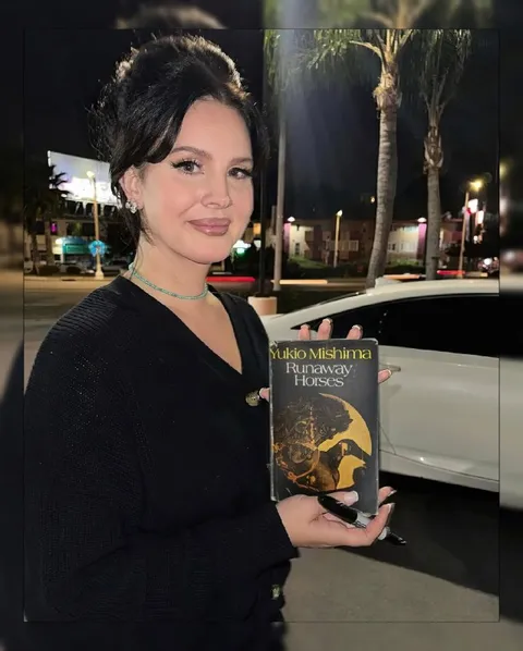 Lana Del Rey Reading Mishima