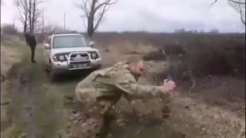 Военная машина и внезапный взрыв