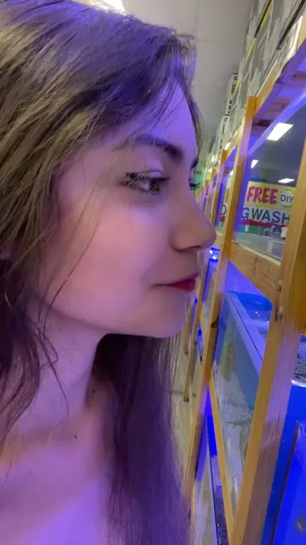 Girl Meets the Fish