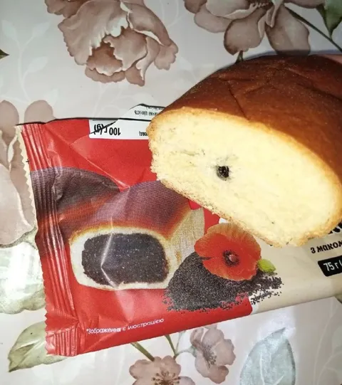 Булка не схожа на упаковку