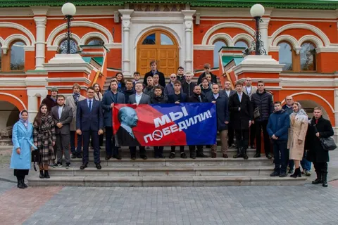 Мы победили — групповое фото