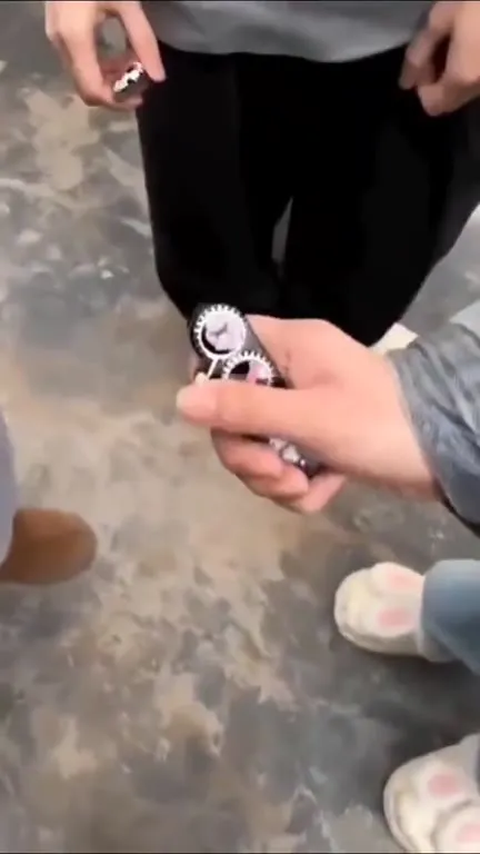 Зажигалка превращается в плиту