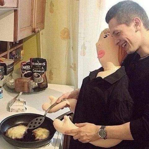 Романтический ужин на кухне