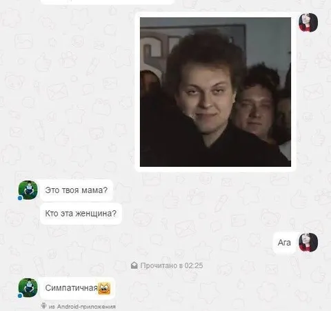 Симпатичная мама с клоуном