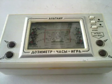 Ластавр — дозиметр, часы и игра