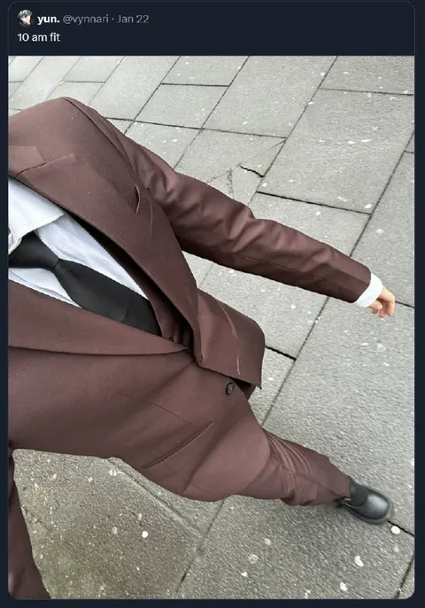 10 AM Fit Check