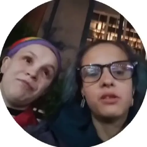 Странный разговор в камеру