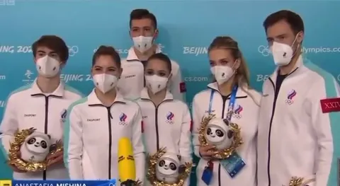 Неловкие взгляды олимпийской команды