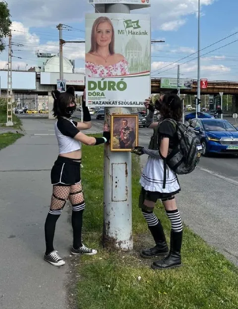 Dúró Dóra kampányplakátja