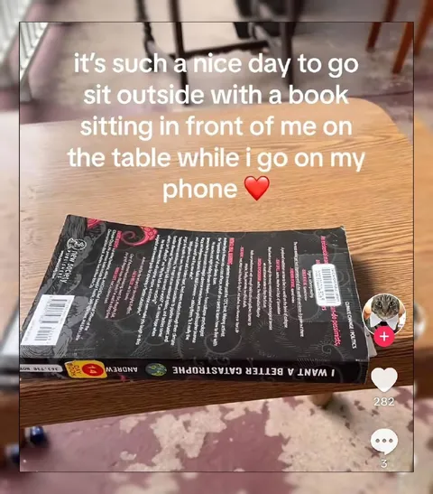 Nice Day to Read on My Phone