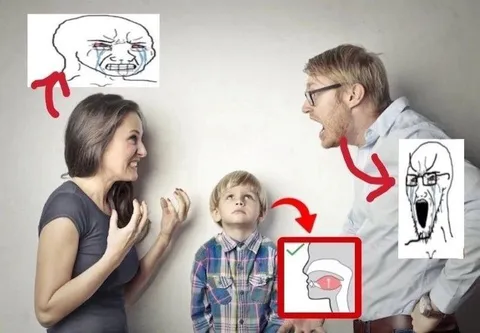 Ребёнок слушает ссору родителей