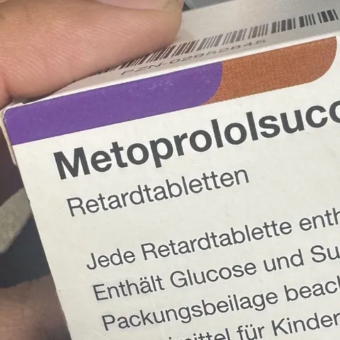 Retardtabletten auf Medikamentenpackung