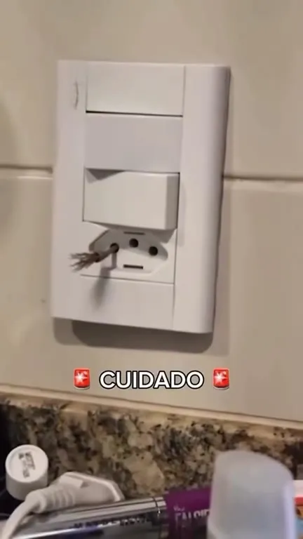 Cuidado con el enchufe