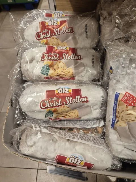 Butter Christ Stollen im Regal