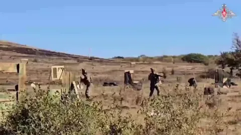 Солдат на полигоне не впечатлён