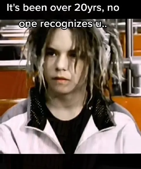 Kurt Cobain unrecognized after 20 years