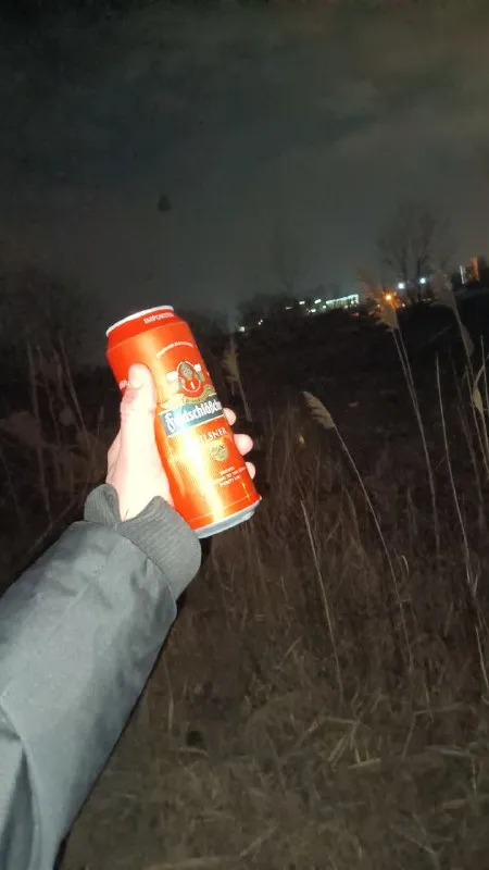 Заблудился с банкой пива
