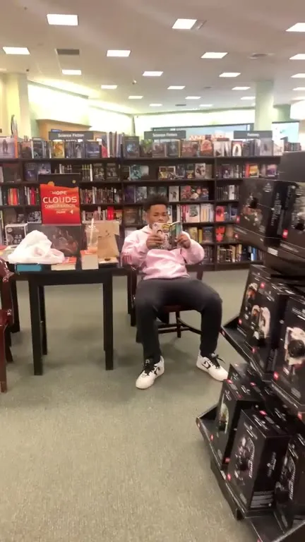 Bookstore Manga Plot Twist