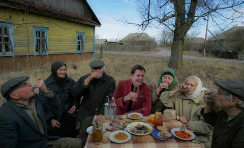 Деревенское застолье