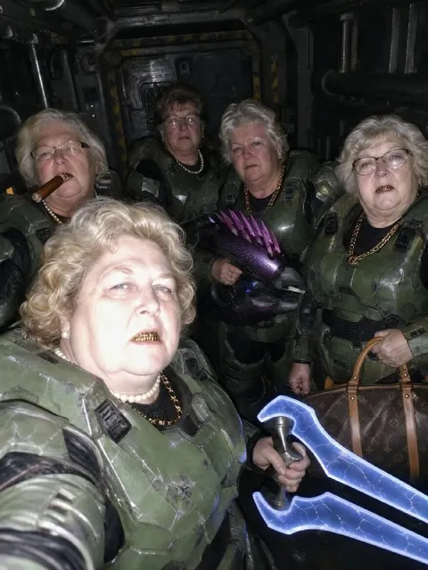 Бабушки в боевой броне