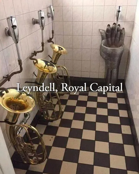 Leyndell Royal Capital Bathroom