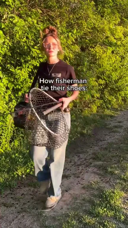How Fishermen Tie Their Shoes