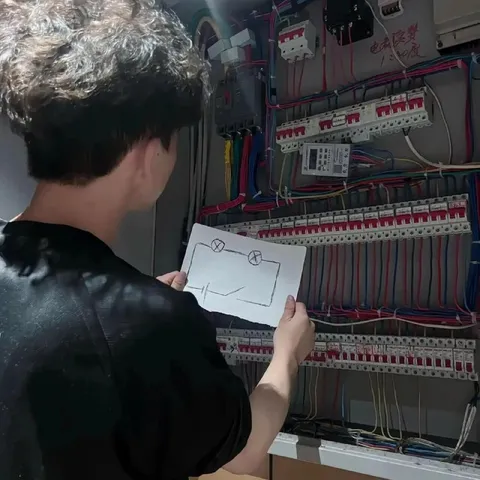 Схема против реального щитка