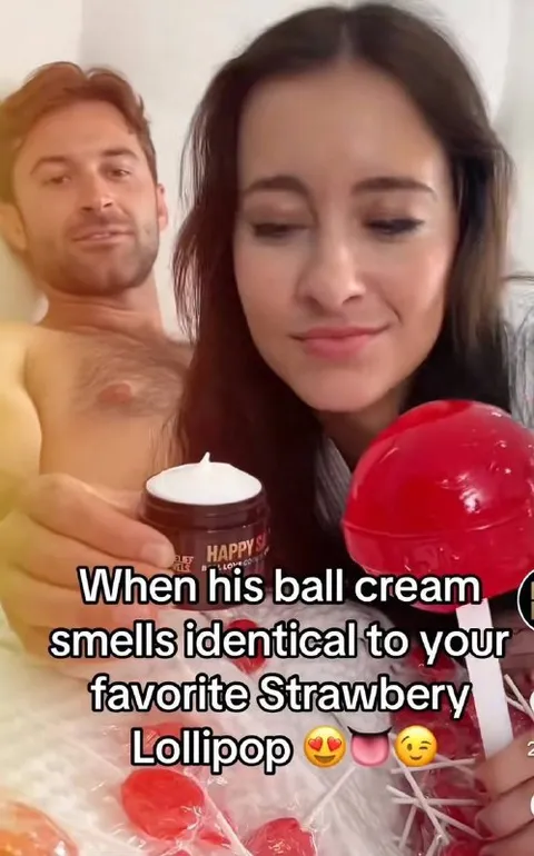 Strawberry Lollipop Ball Cream