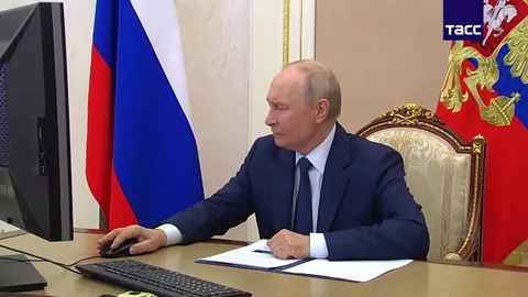 Путин проверяет код агента