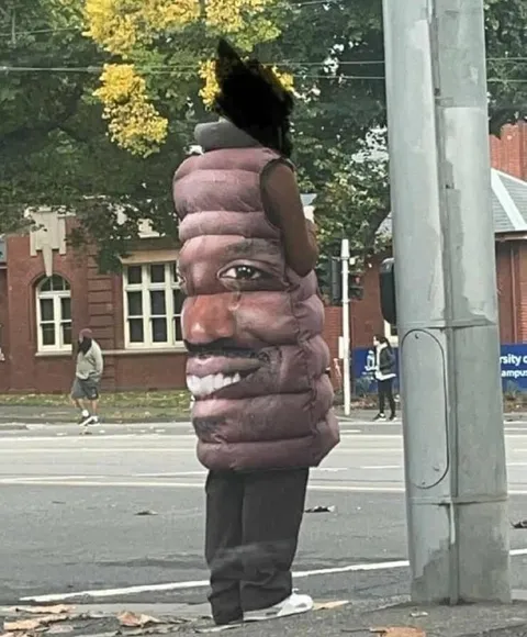 Куртка с лицом