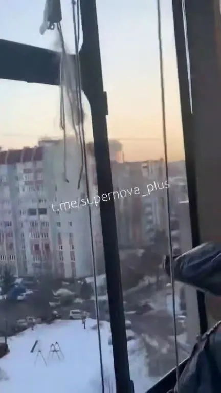 Дым над зимним районом