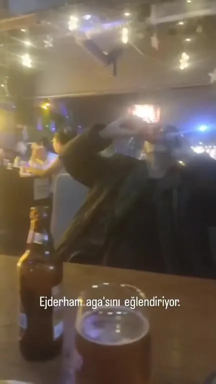 Ejderham Aga'sını Eğlendiriyor