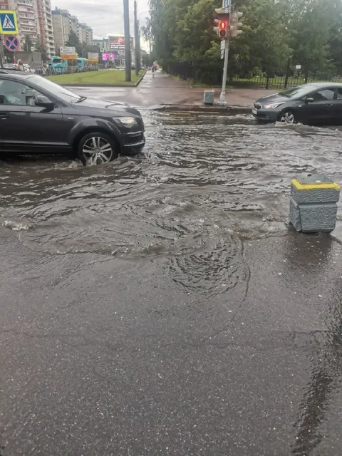 Город превратился в реку