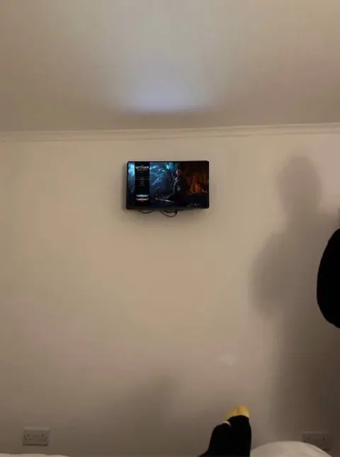 Tiny TV Setup Flex