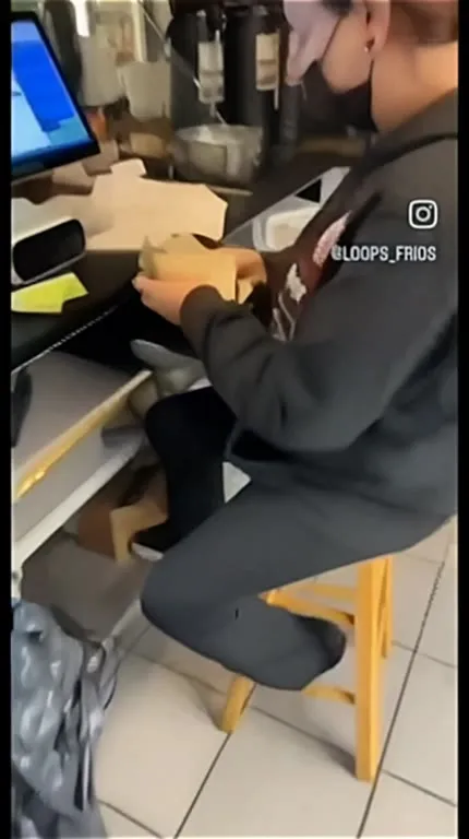 Когда считаешь деньги на кассе