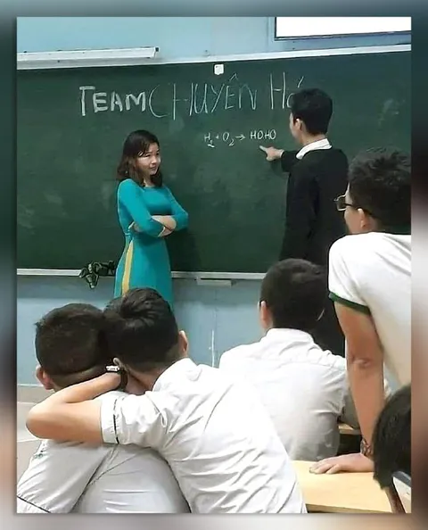 Học hóa trước lớp