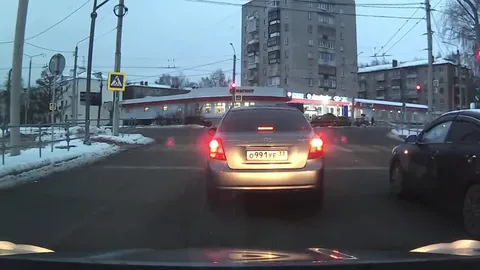 В одной автошколе учились